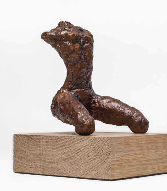 Figurative sculpture Kneel II with Bronze Patina
