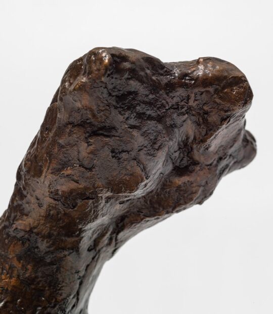 Figurative sculpture Kneel I with Bronze Patina